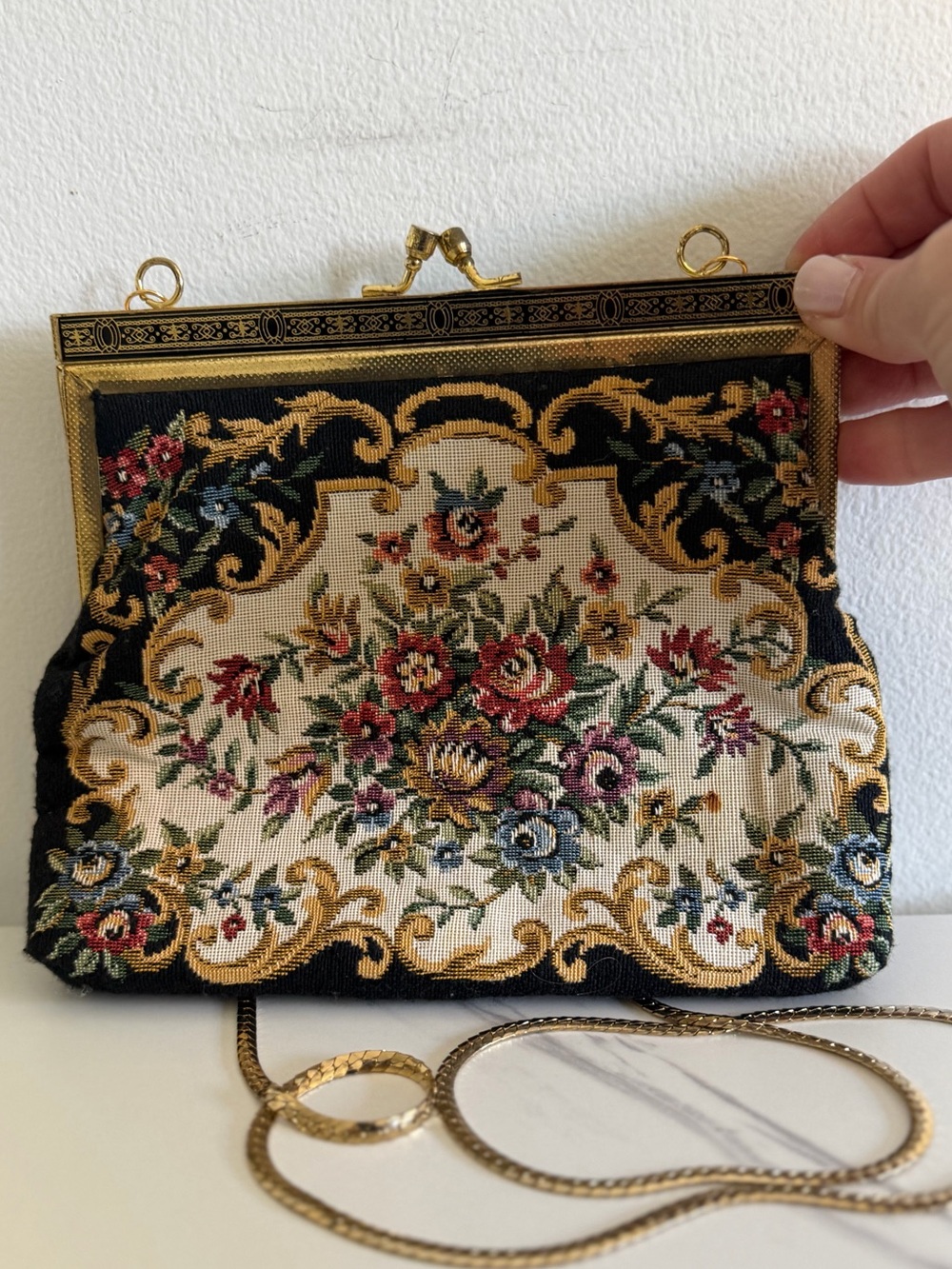 Vintage Floral Tapestry Bag